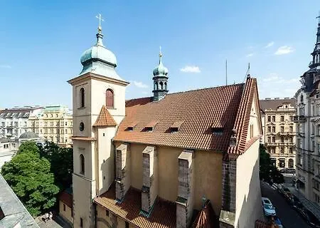 Elegant Old Town Apt With Balcony With Free Garage Prague Exterior photo